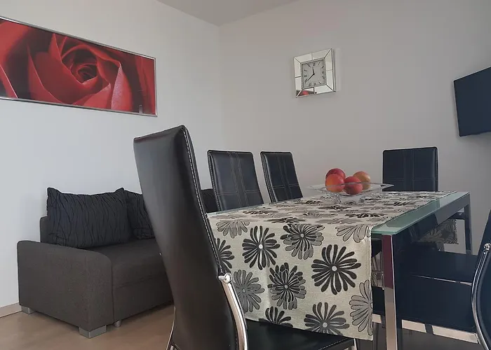 Apartments Petricevic